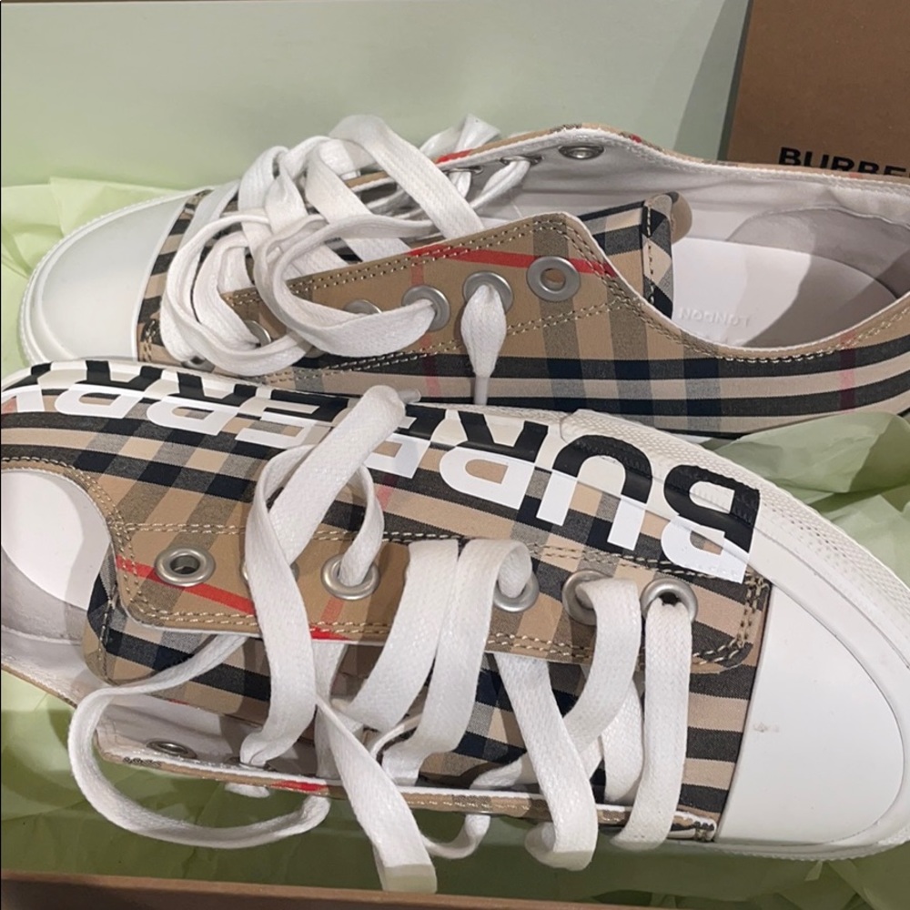 COPY - Burberry logo print vintage check cotton sneakers